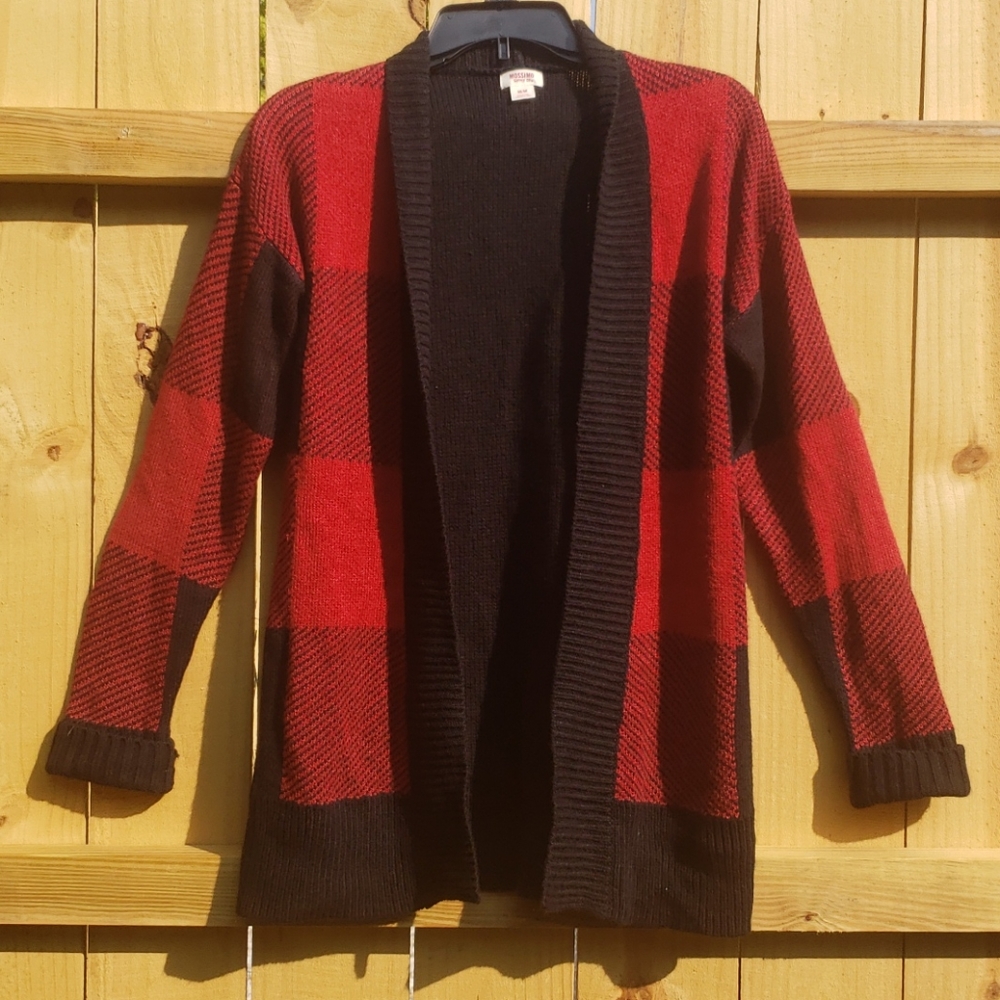 Black/red checker cardigan